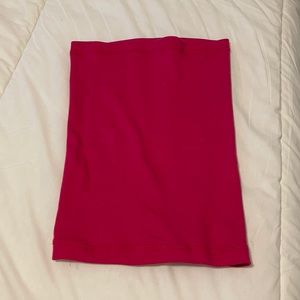 Basic pink tube top, very slimming and flattering